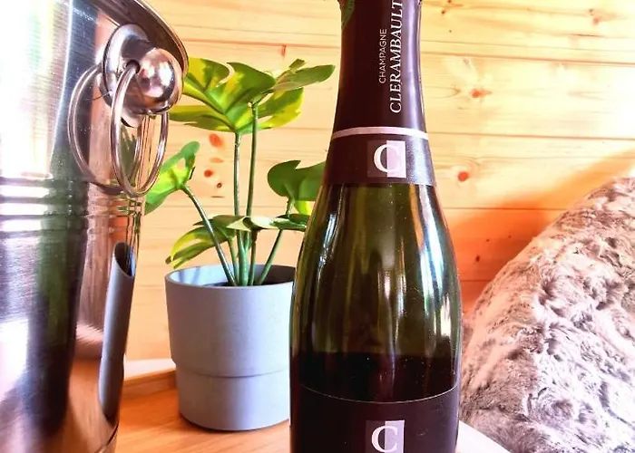 L Eden Enchanté D'hôtes Et Massages Bulle D Eden Côte Basque Quarto em Acomodações Particulares