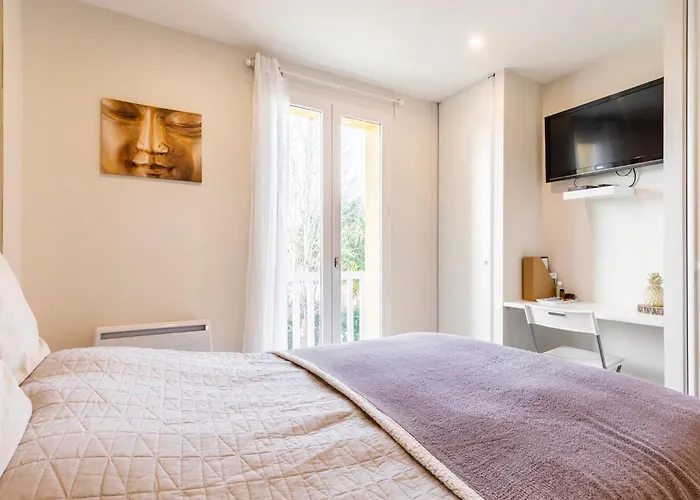 L Eden Enchanté D'hôtes Et Massages Bulle D Eden Côte Basque Quarto em Acomodações Particulares Boucau