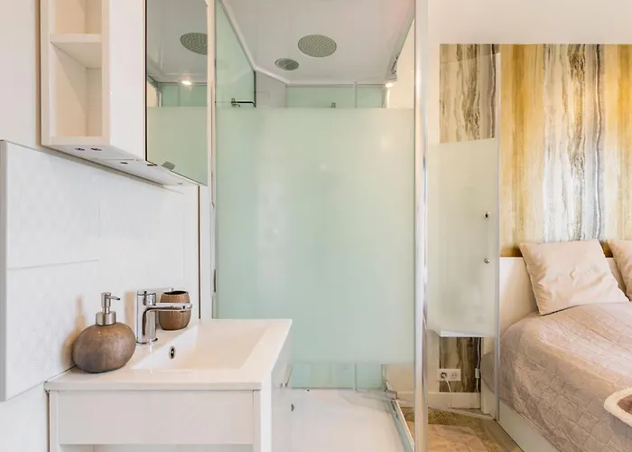 L Eden Enchanté D'hôtes Et Massages Bulle D Eden Côte Basque Quarto em Acomodações Particulares *